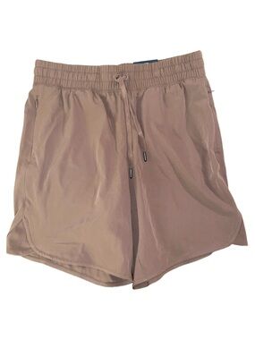 TEK GEAR Women’s shorts.  SZ M.   NWT